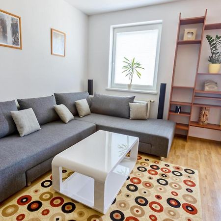 Apartman Hugo Veľký Slavkov Exterior foto