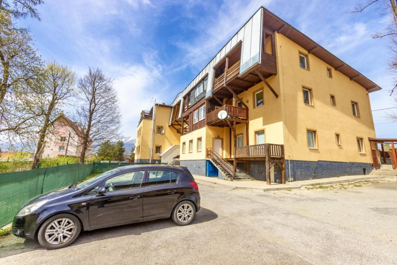 Apartman Hugo Veľký Slavkov Exterior foto